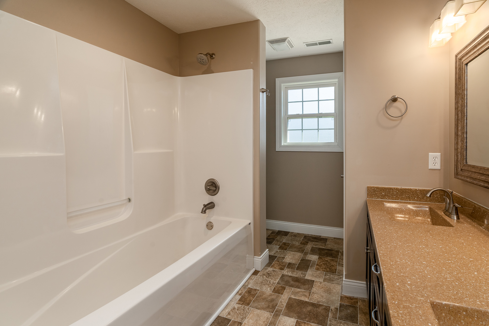 15730 Jadin Road Property Photo 18