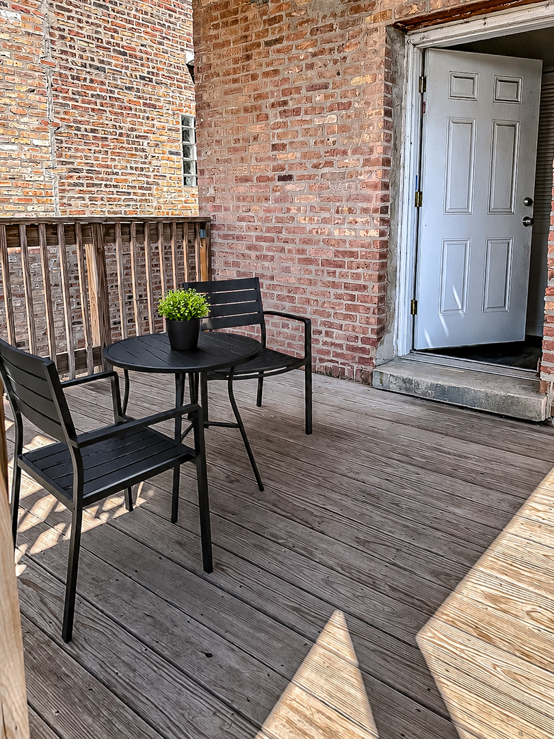 4040 S Calumet Avenue Property Photo 14