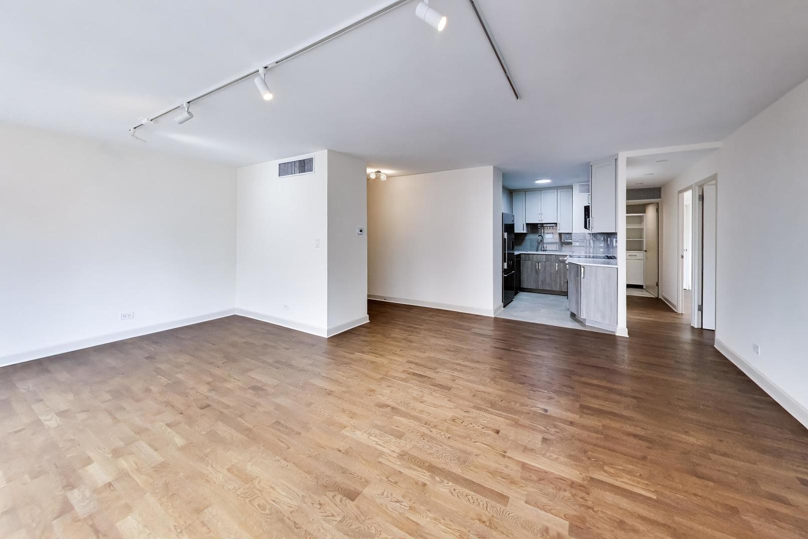 21 W Goethe Street 10l Property Photo 10