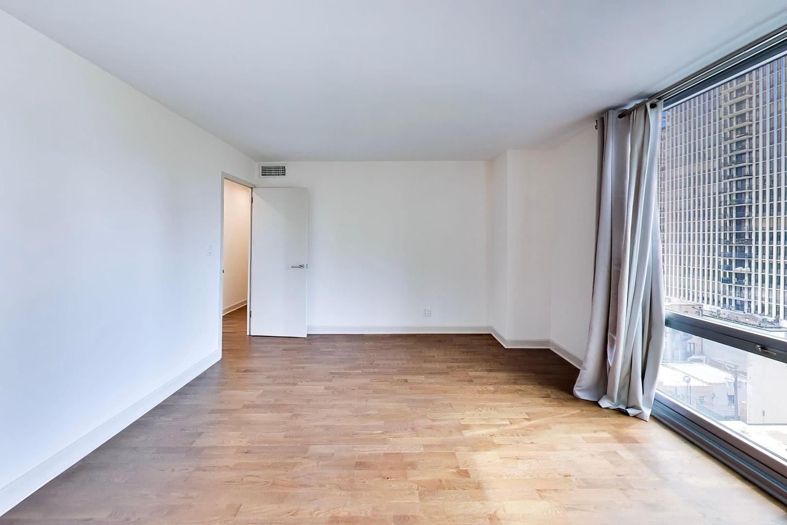 21 W Goethe Street 10l Property Photo 21