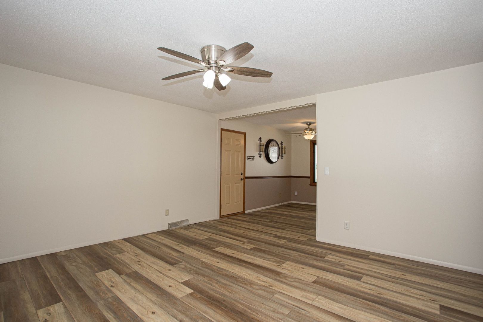 1528 Spruce Hills Drive Property Photo 17