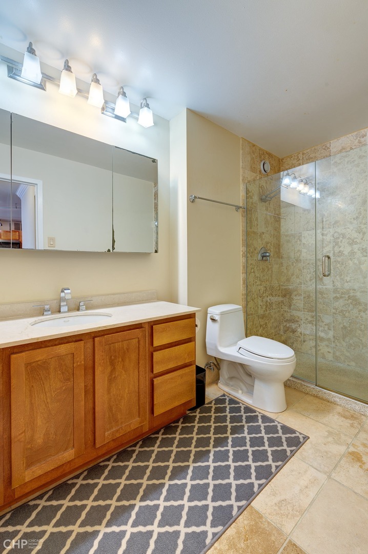 211 E Ohio Street 1410 Property Photo 13