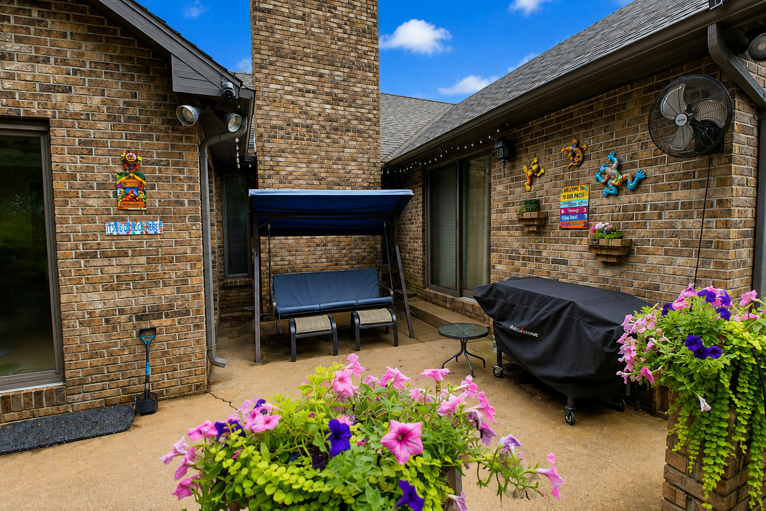 2128 Melvin Drive Property Photo 14