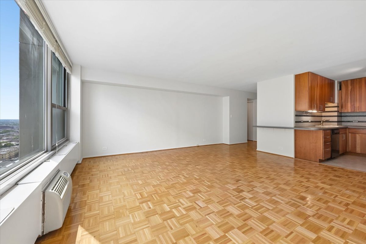3600 N Lake Shore Drive 2209 Property Photo 14