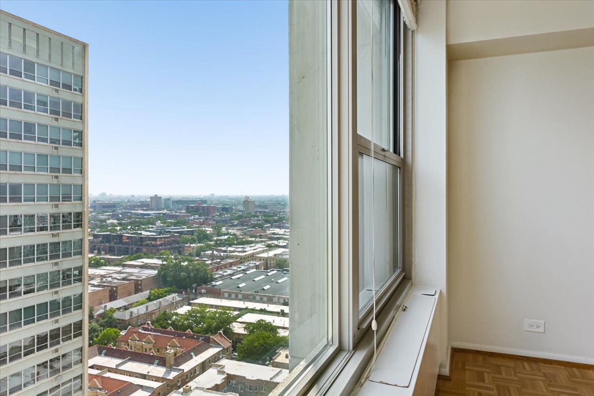 3600 N Lake Shore Drive 2209 Property Photo 20