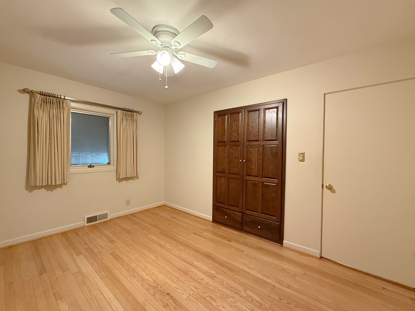 2905 31st Avenue Property Photo 18