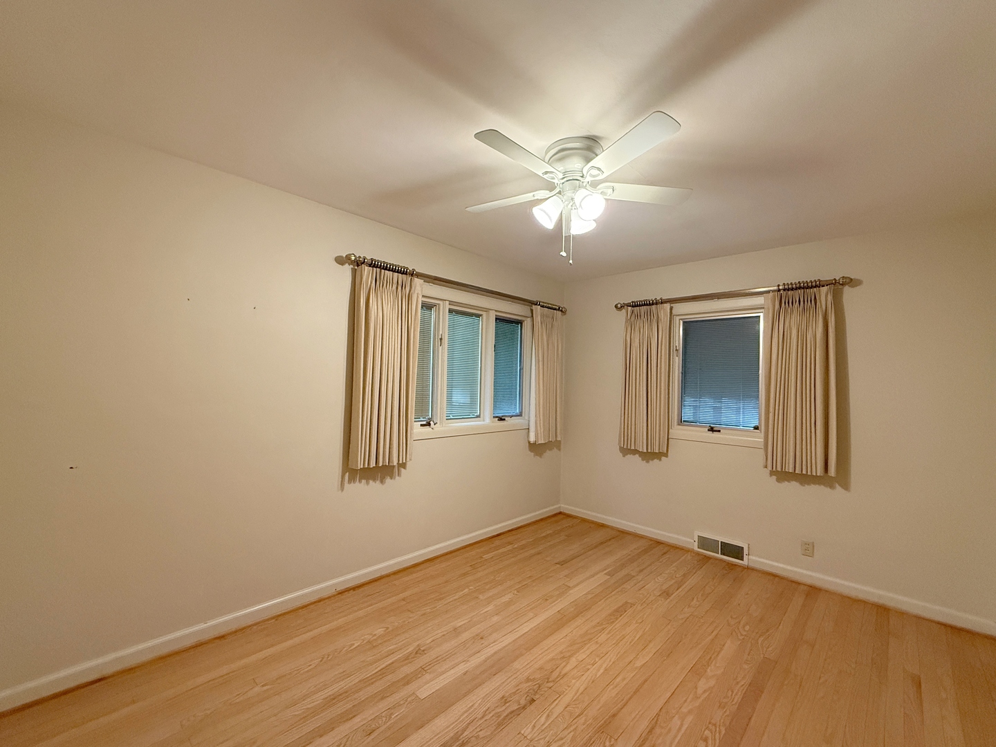 2905 31st Avenue Property Photo 19