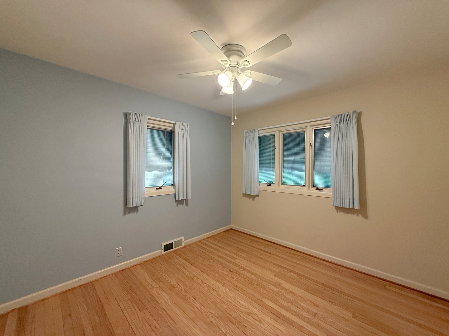 2905 31st Avenue Property Photo 20