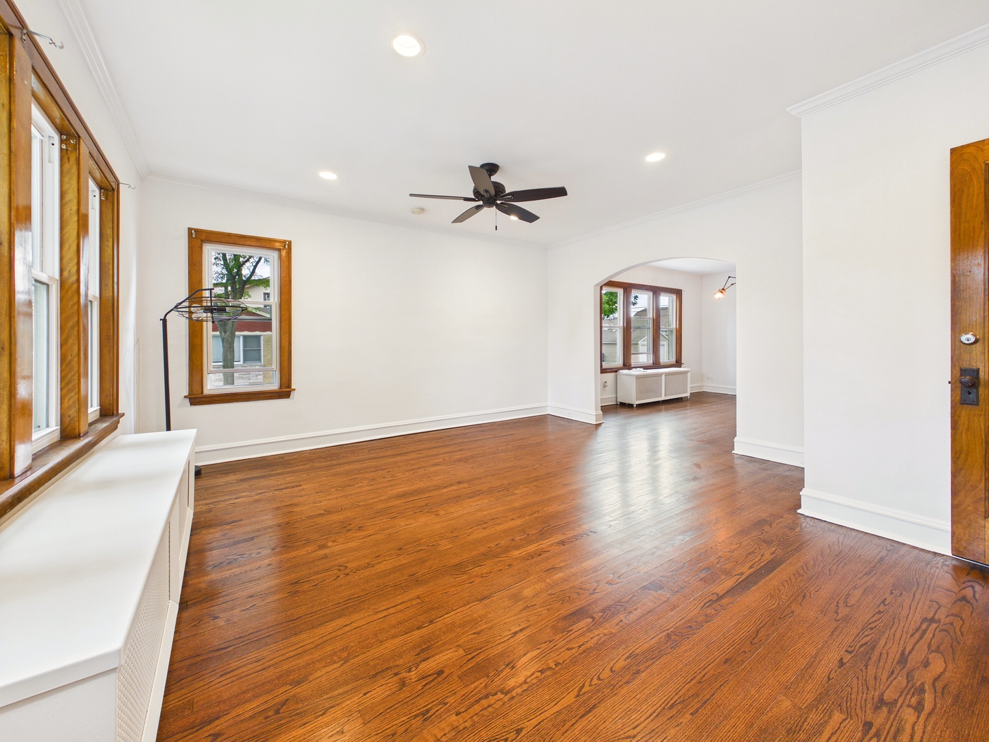 4200 N Oriole Avenue Property Photo 2