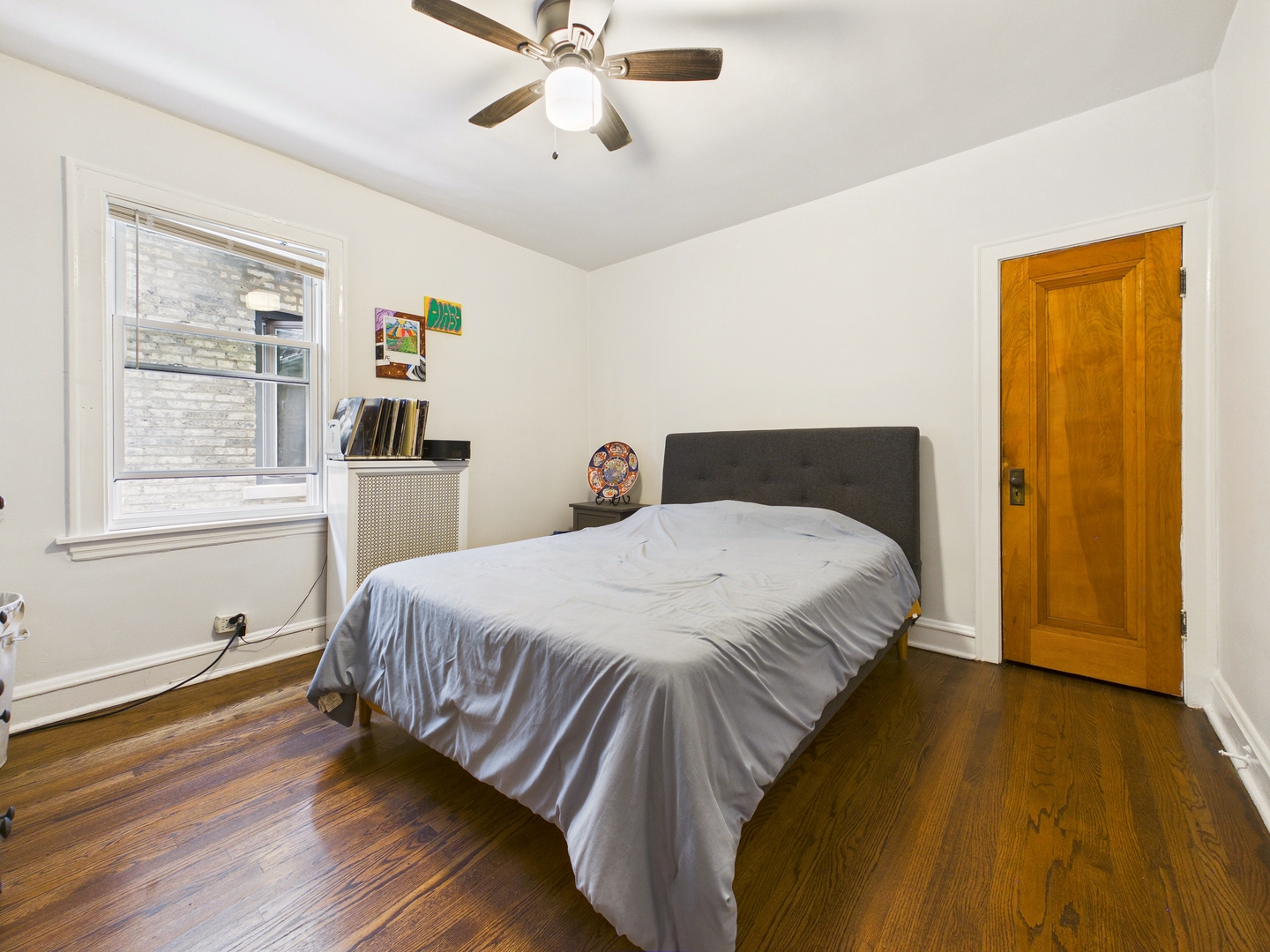 4200 N Oriole Avenue Property Photo 9