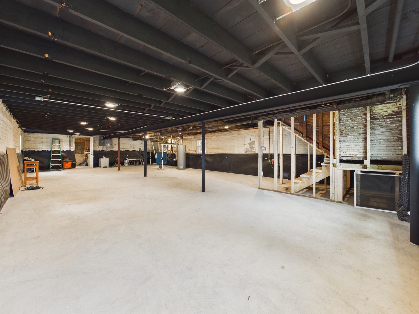 4200 N Oriole Avenue Property Photo 21
