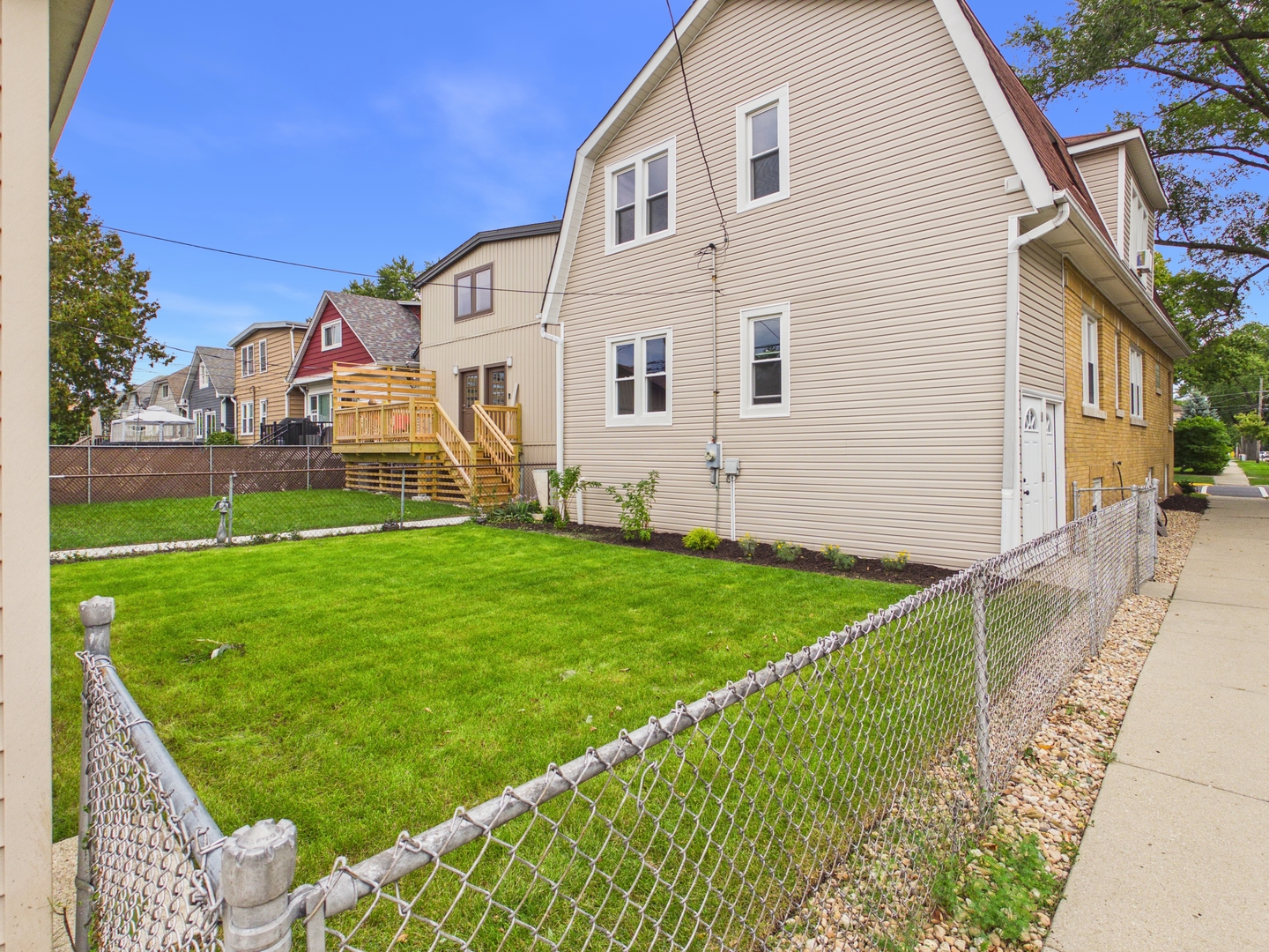 4200 N Oriole Avenue Property Photo 24