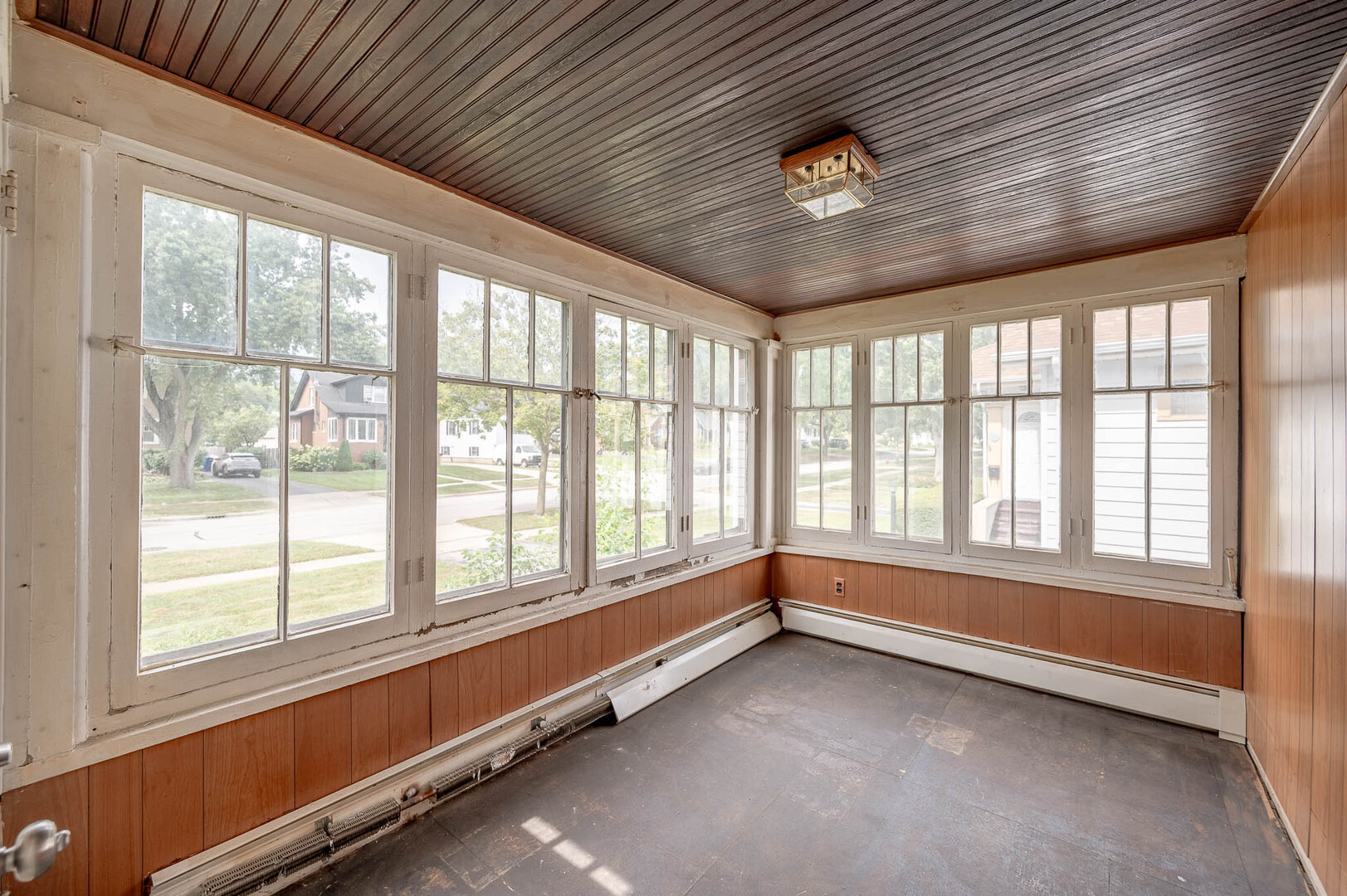 527 S Summit Avenue Property Photo 3