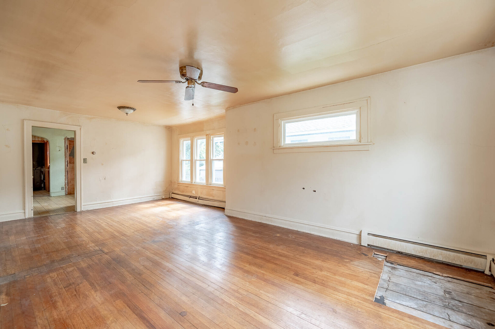 527 S Summit Avenue Property Photo 5