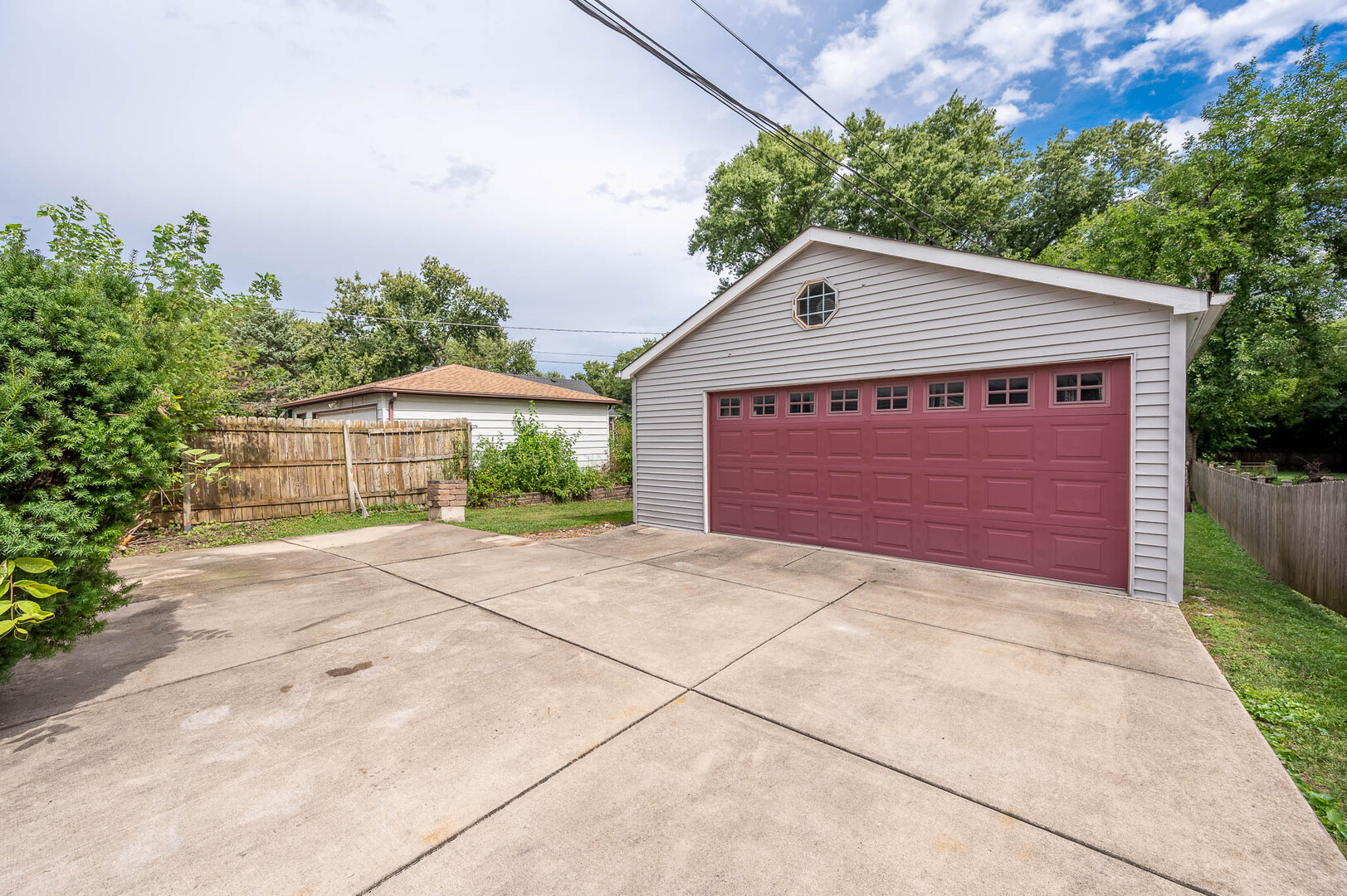 527 S Summit Avenue Property Photo 11