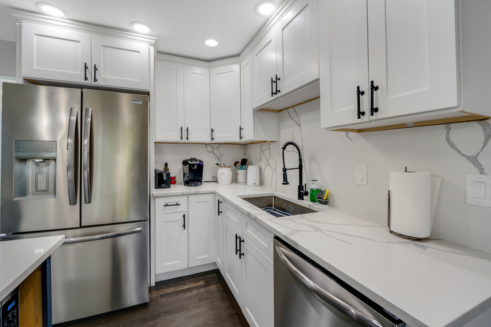 18219 Autumn Ridge Drive Property Photo 4