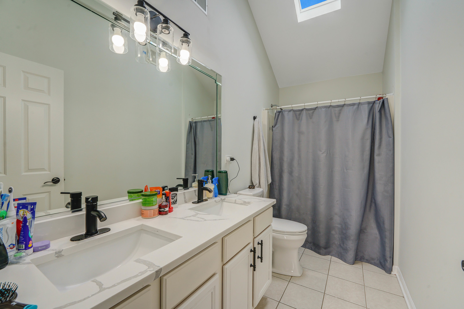18219 Autumn Ridge Drive Property Photo 18