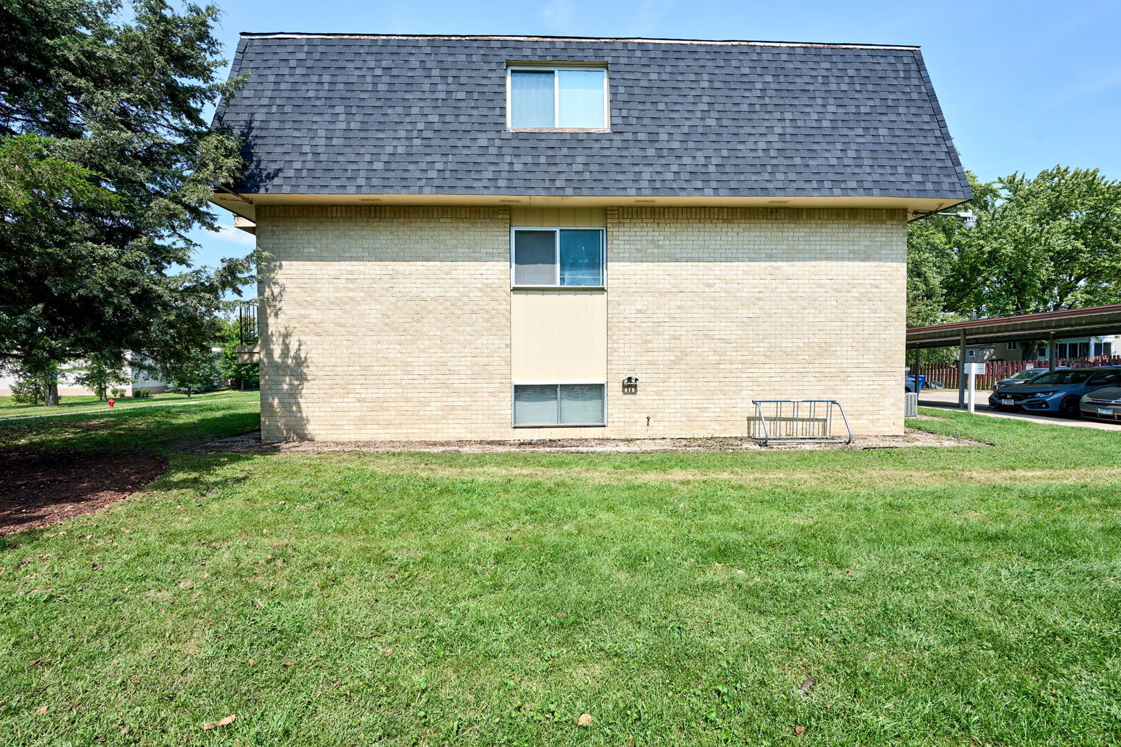 20 S 14th Street Property Photo 4