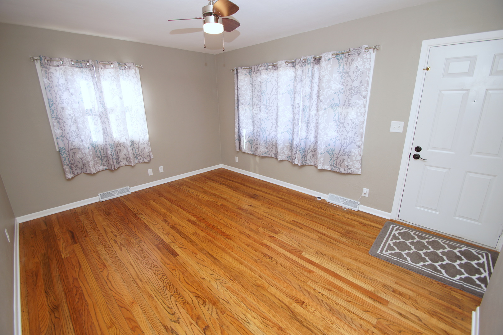 6711 Ridge Drive Property Photo 3