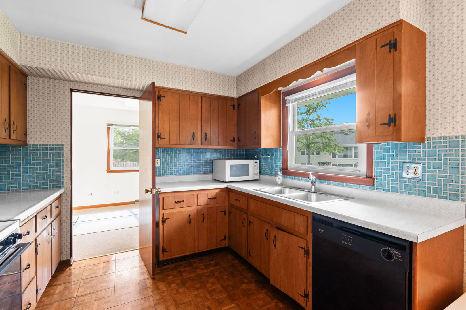 123 Ogden Avenue Property Photo 35