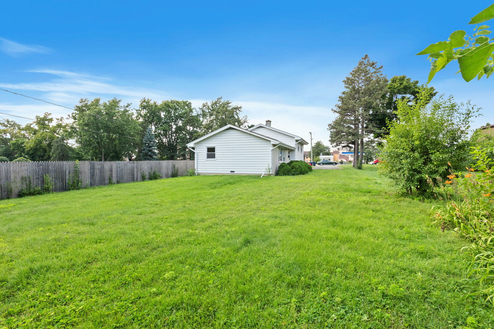 123 Ogden Avenue Property Photo 43