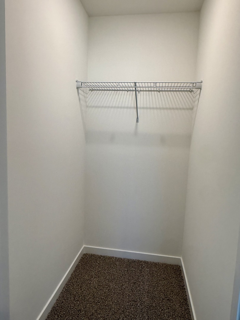 553 Yosemite Way Property Photo 16