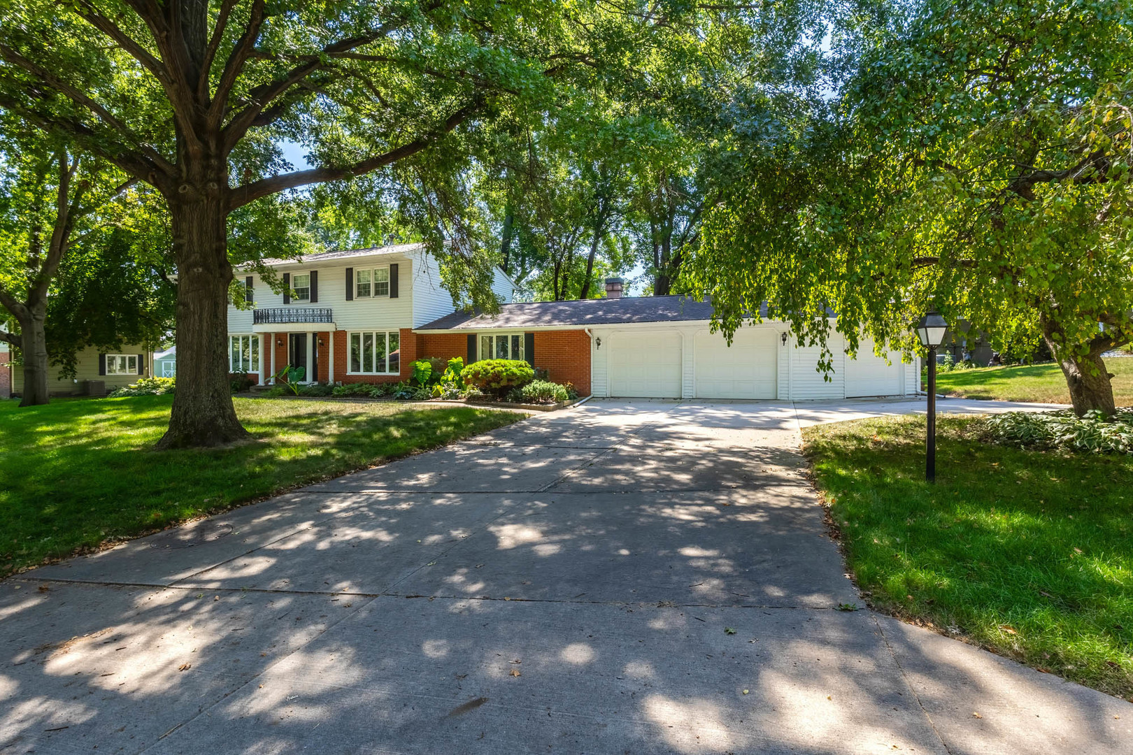 5079 Coachman Road Property Photo 1