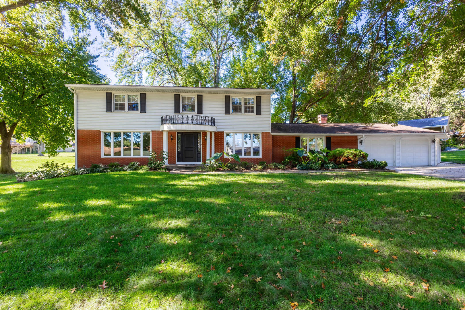 5079 Coachman Road Property Photo 1