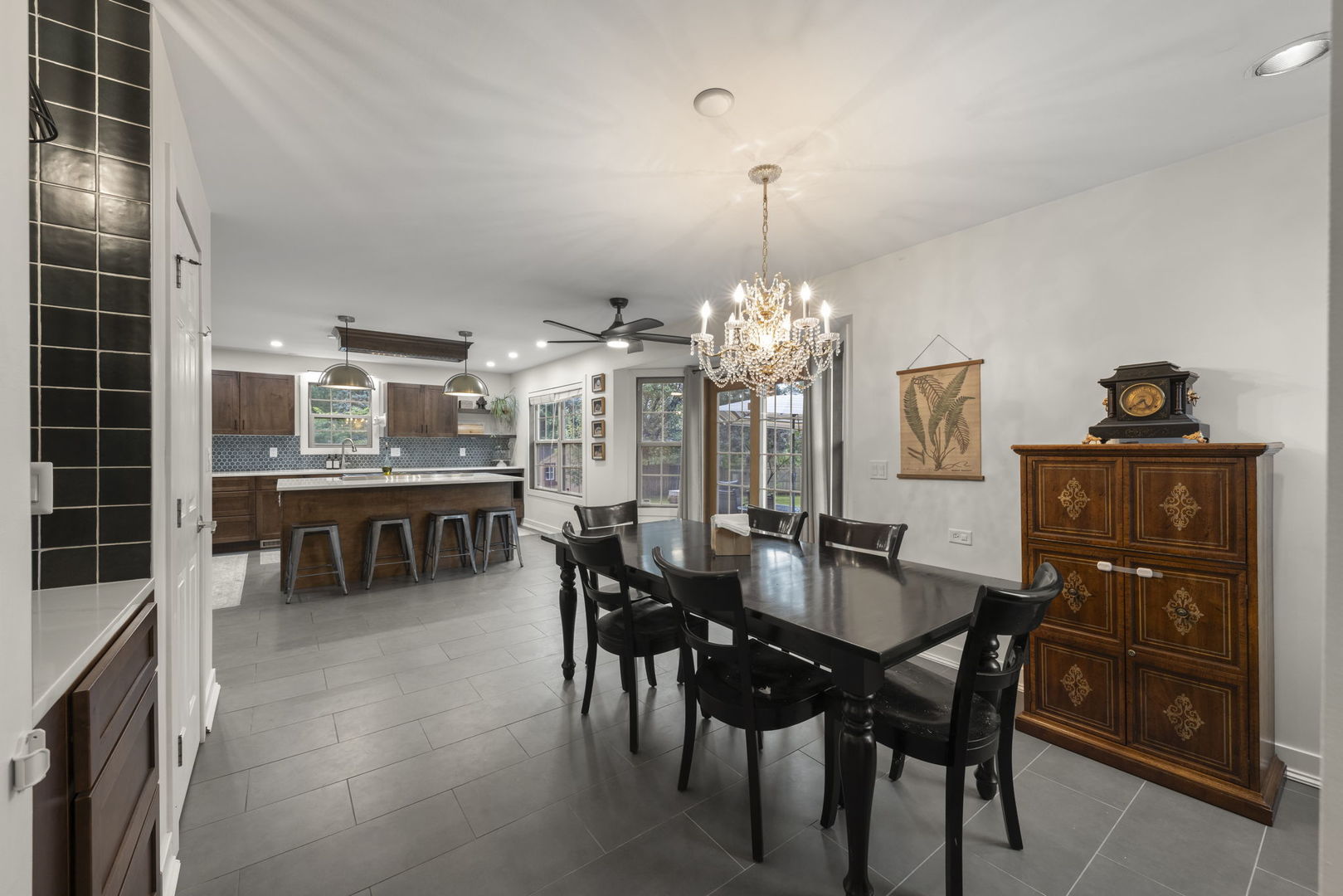 2512 Calico Court Property Photo 8