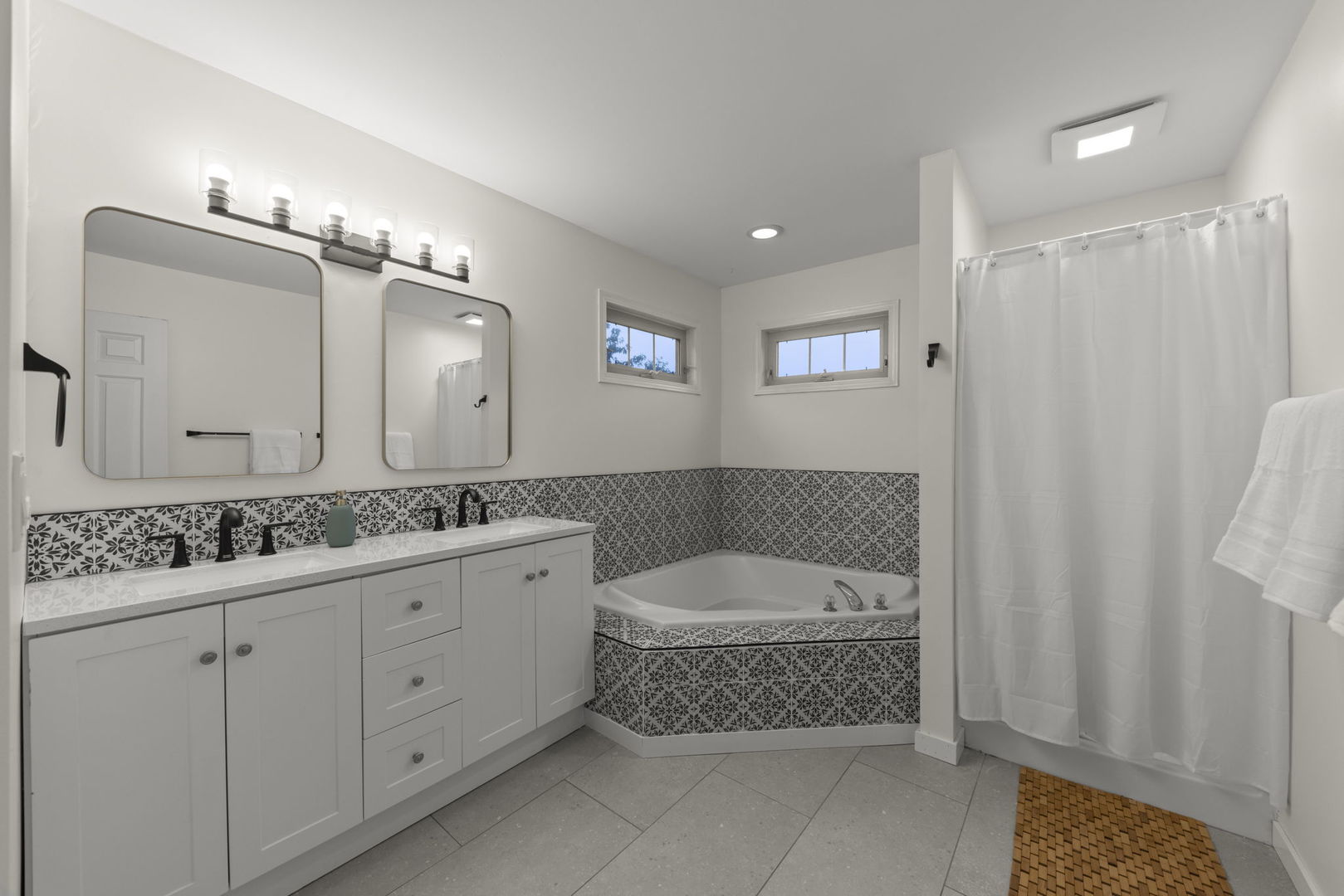 2512 Calico Court Property Photo 20