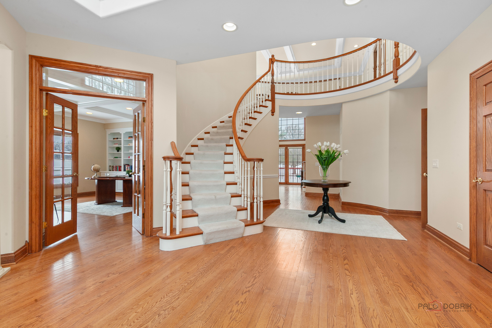 37181 N Fox Hill Drive Property Photo 3