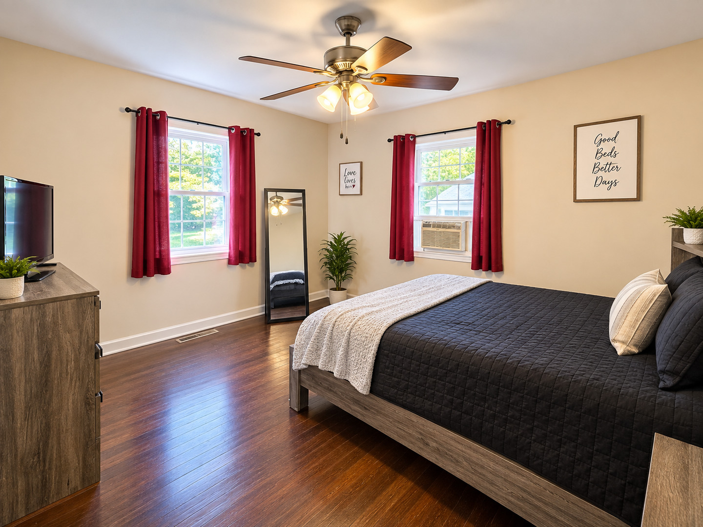 429 Ann Street Property Photo 5