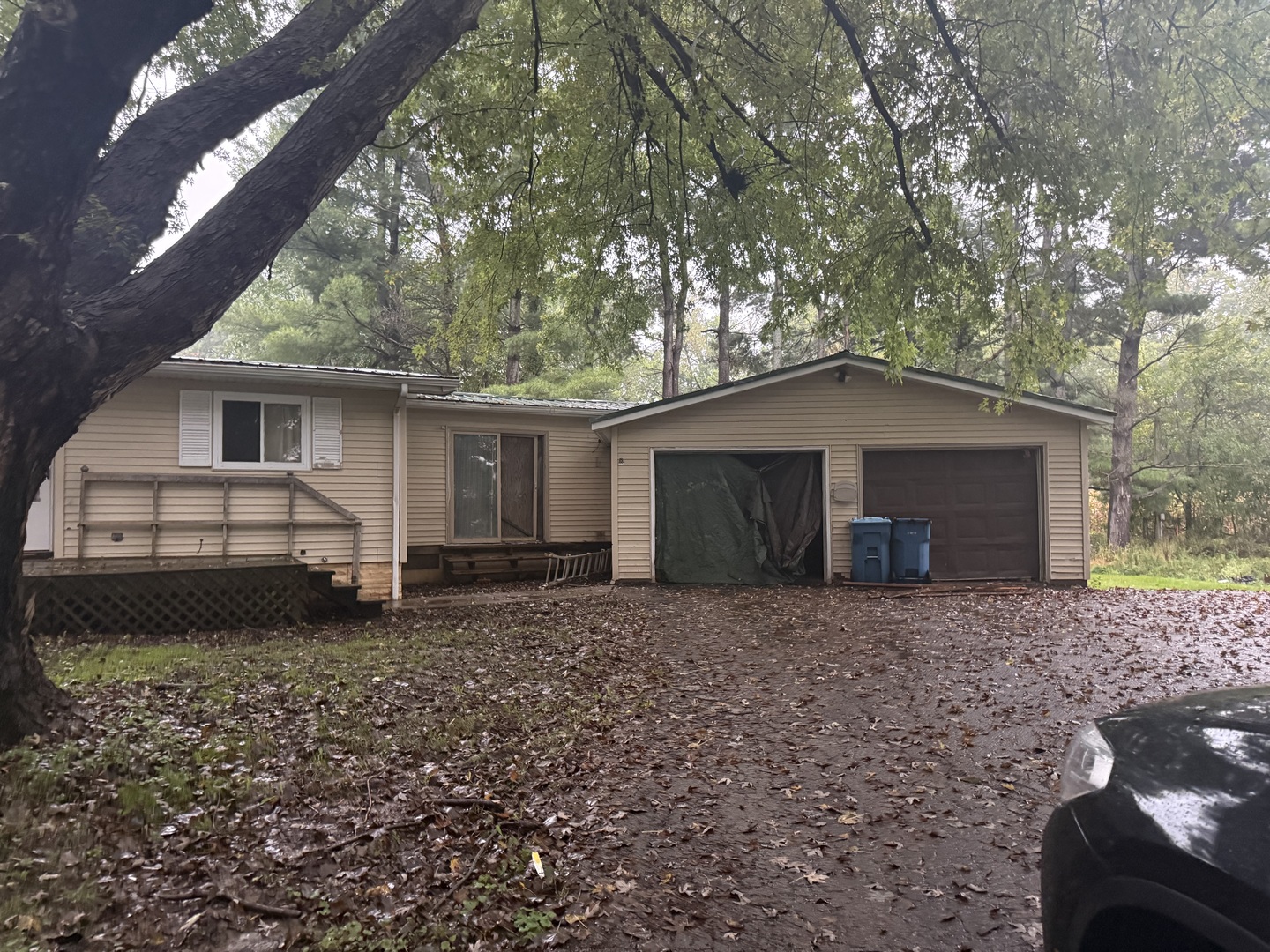 1010 Longmoor Avenue Property Photo 2