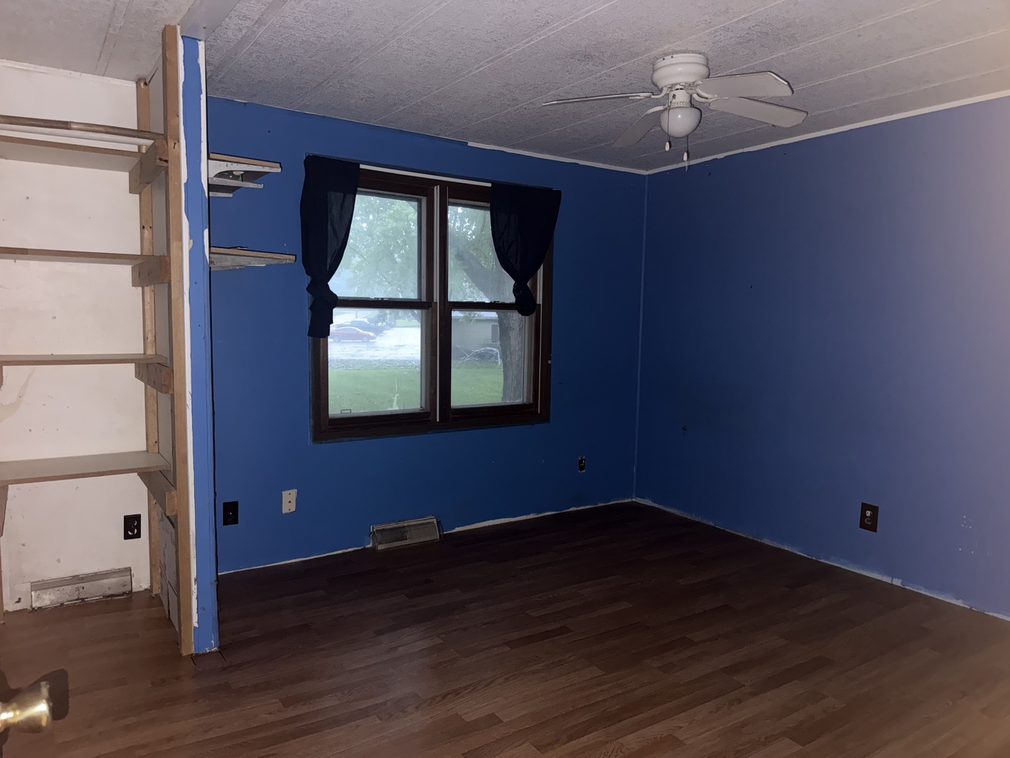 1010 Longmoor Avenue Property Photo 6