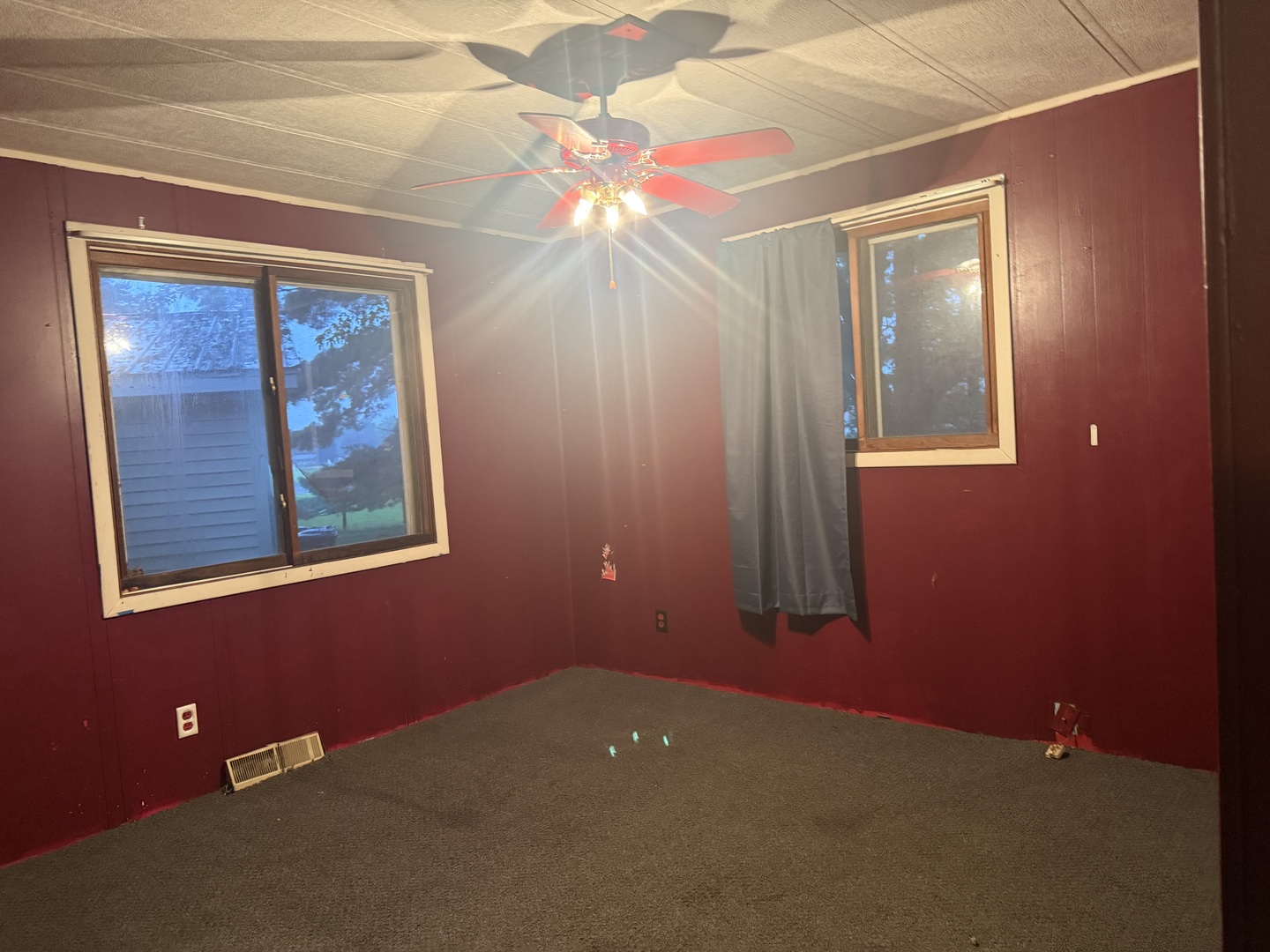 1010 Longmoor Avenue Property Photo 18
