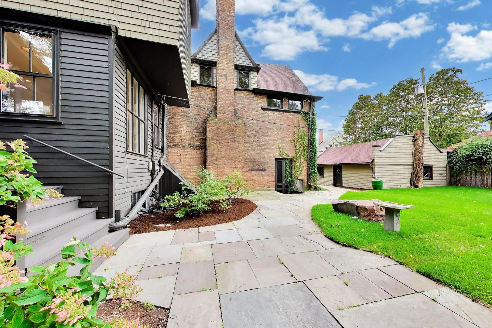 225 Hamilton Street Property Photo 44