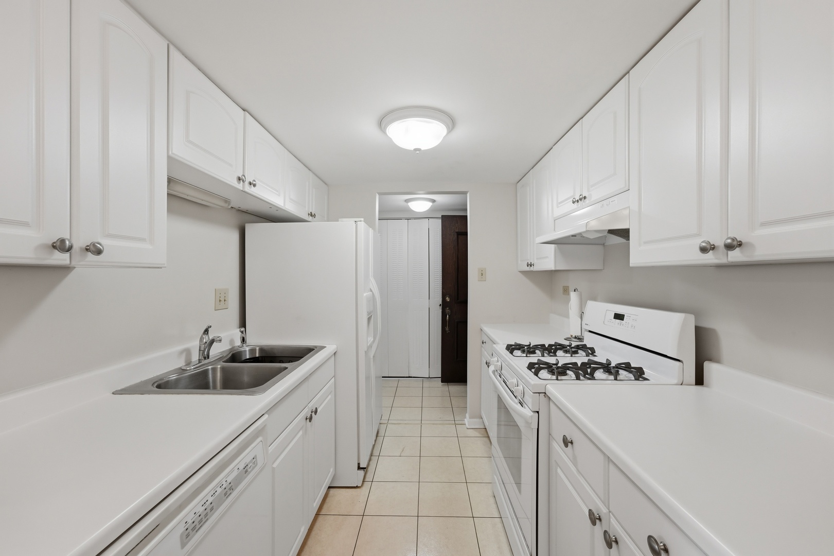 512 Redondo Drive 509 Property Photo 6