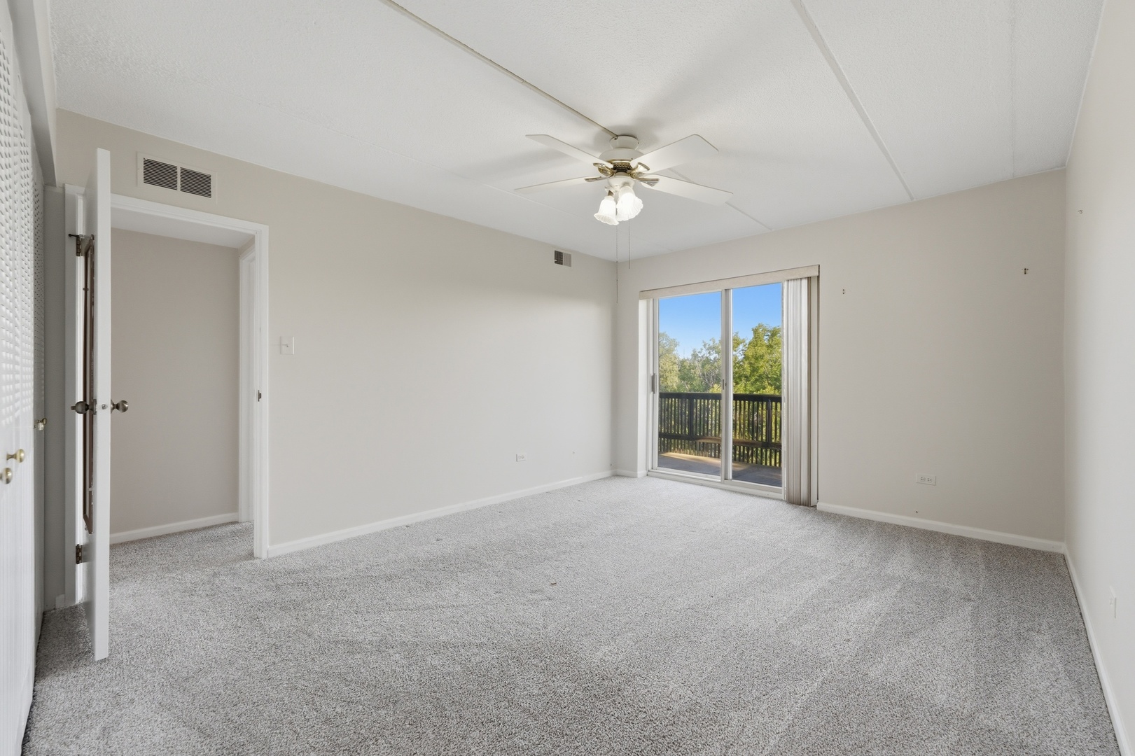 512 Redondo Drive 509 Property Photo 13