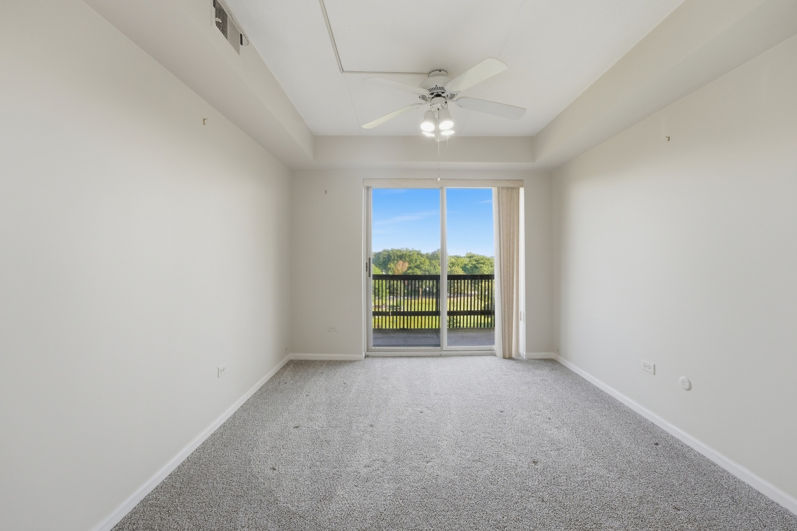 512 Redondo Drive 509 Property Photo 15