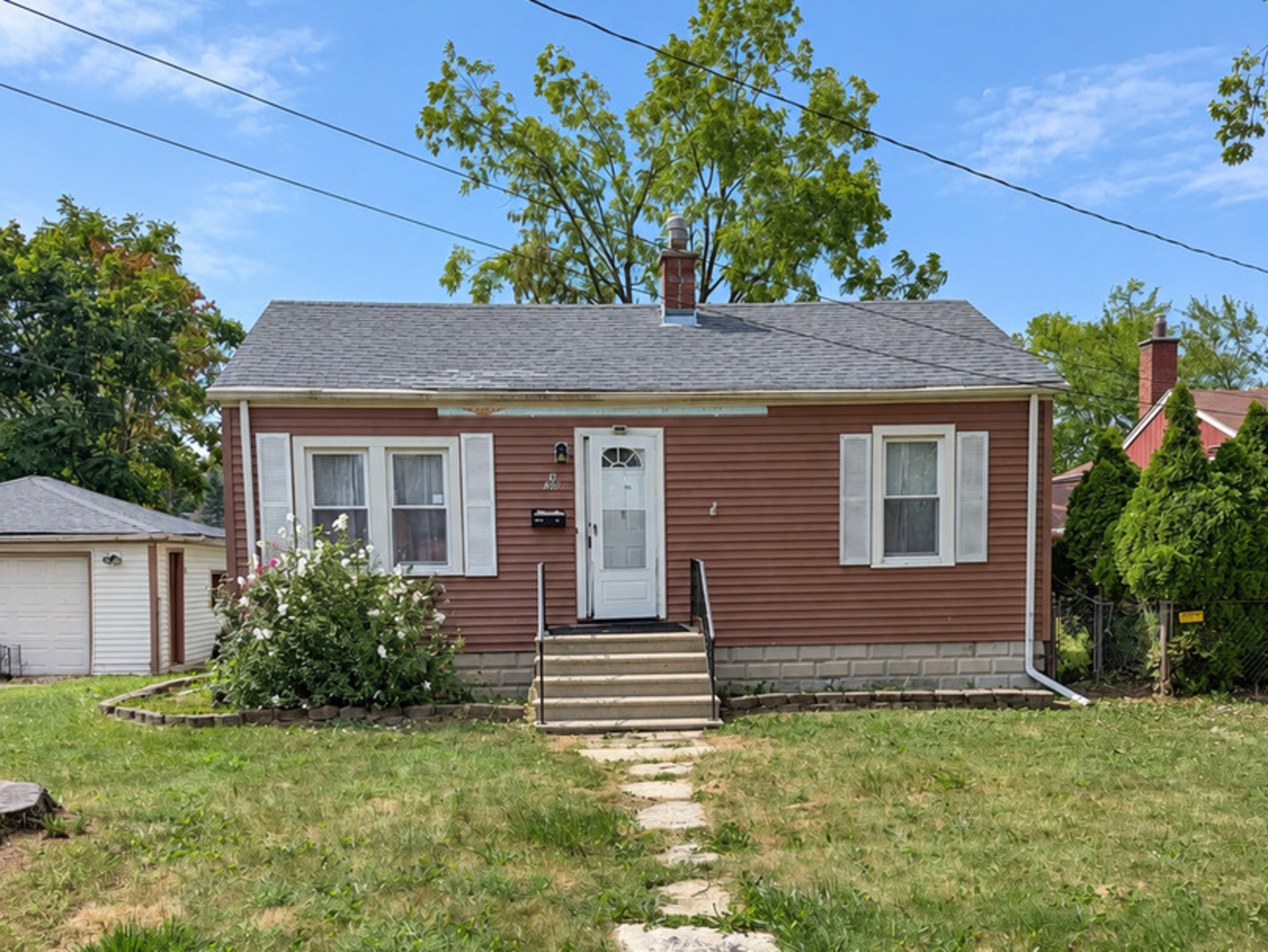 38 S Rebecca Street Property Photo 1