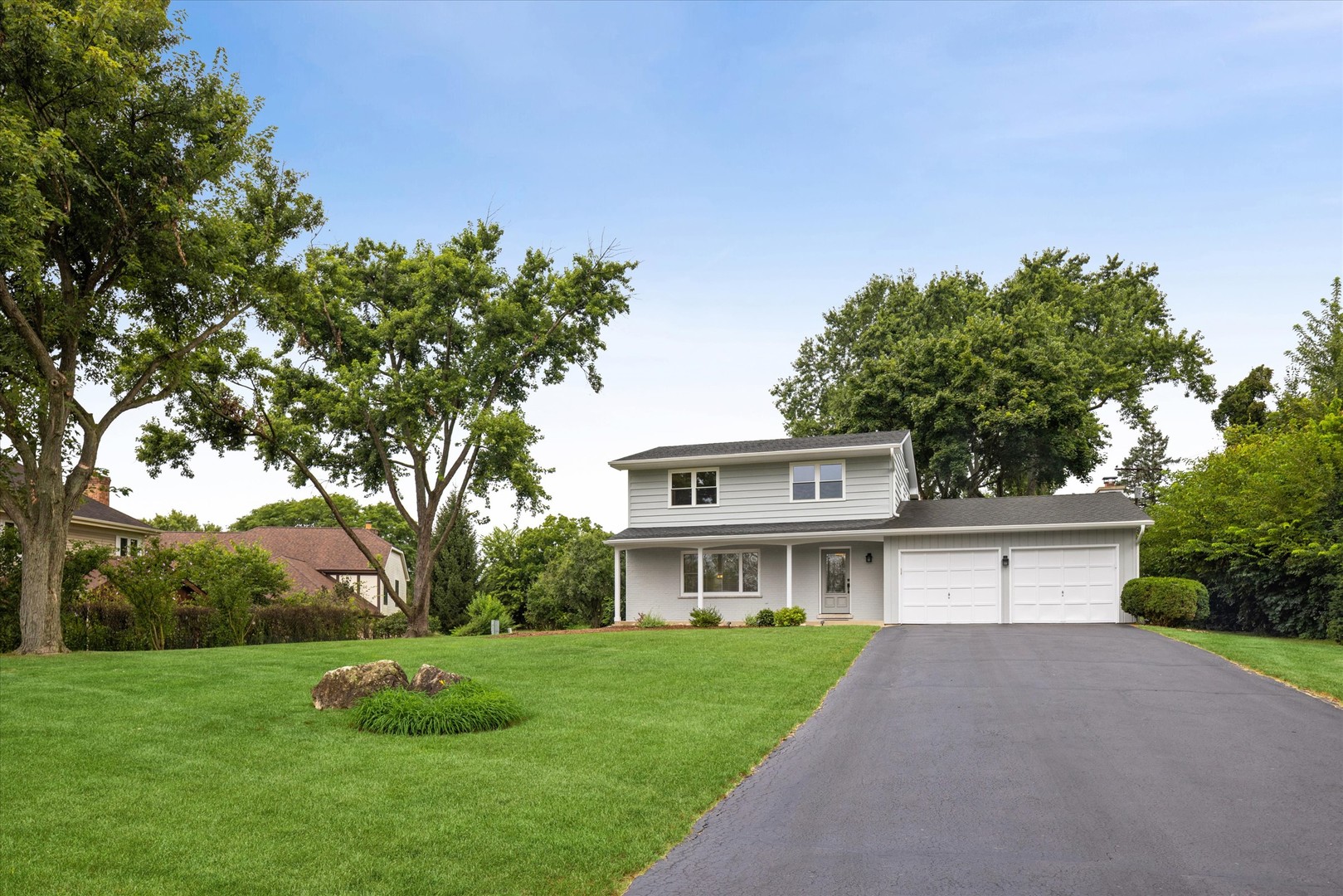 2s380 Golfview Drive Property Photo 2