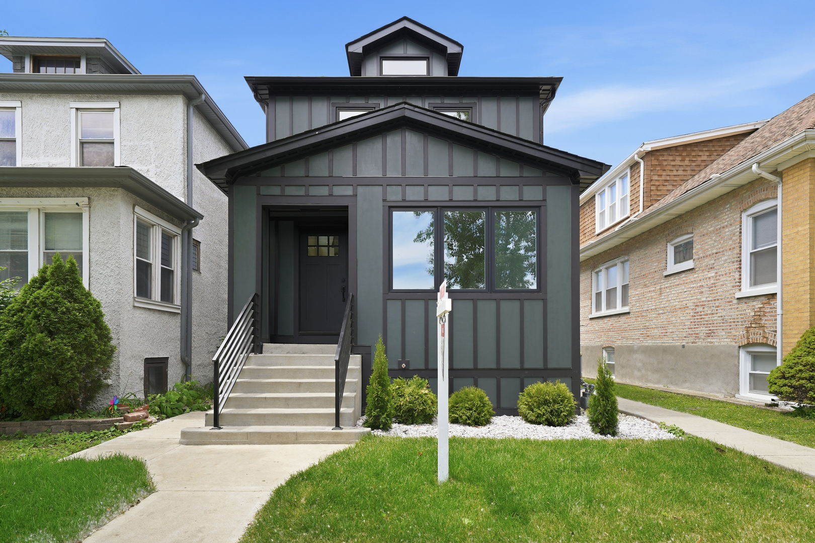 1416 Ridgeland Avenue Property Photo 1