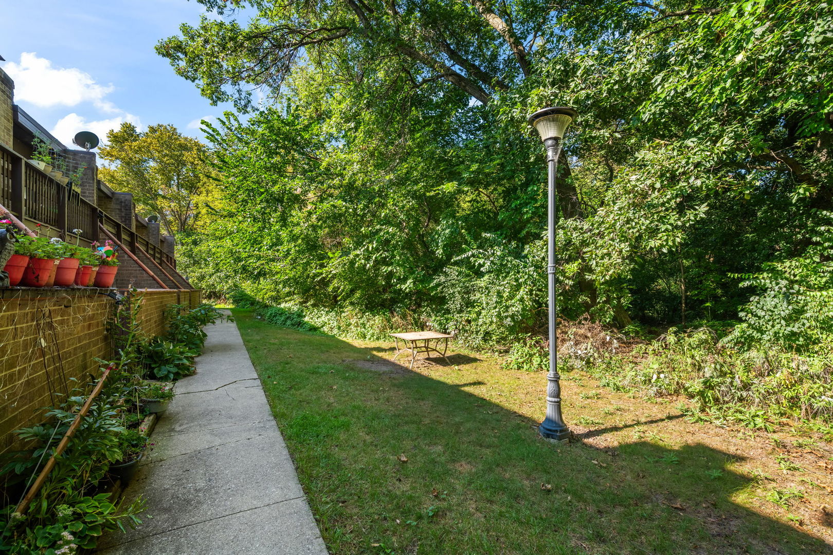 607 Kenneth Circle Property Photo 3