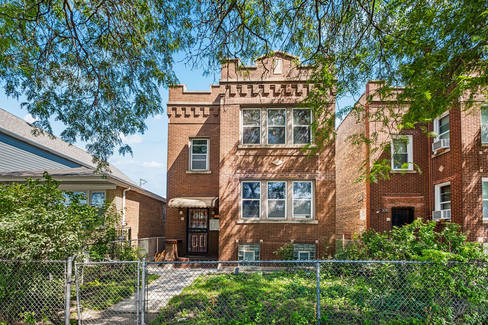 2019 N Leclaire Avenue