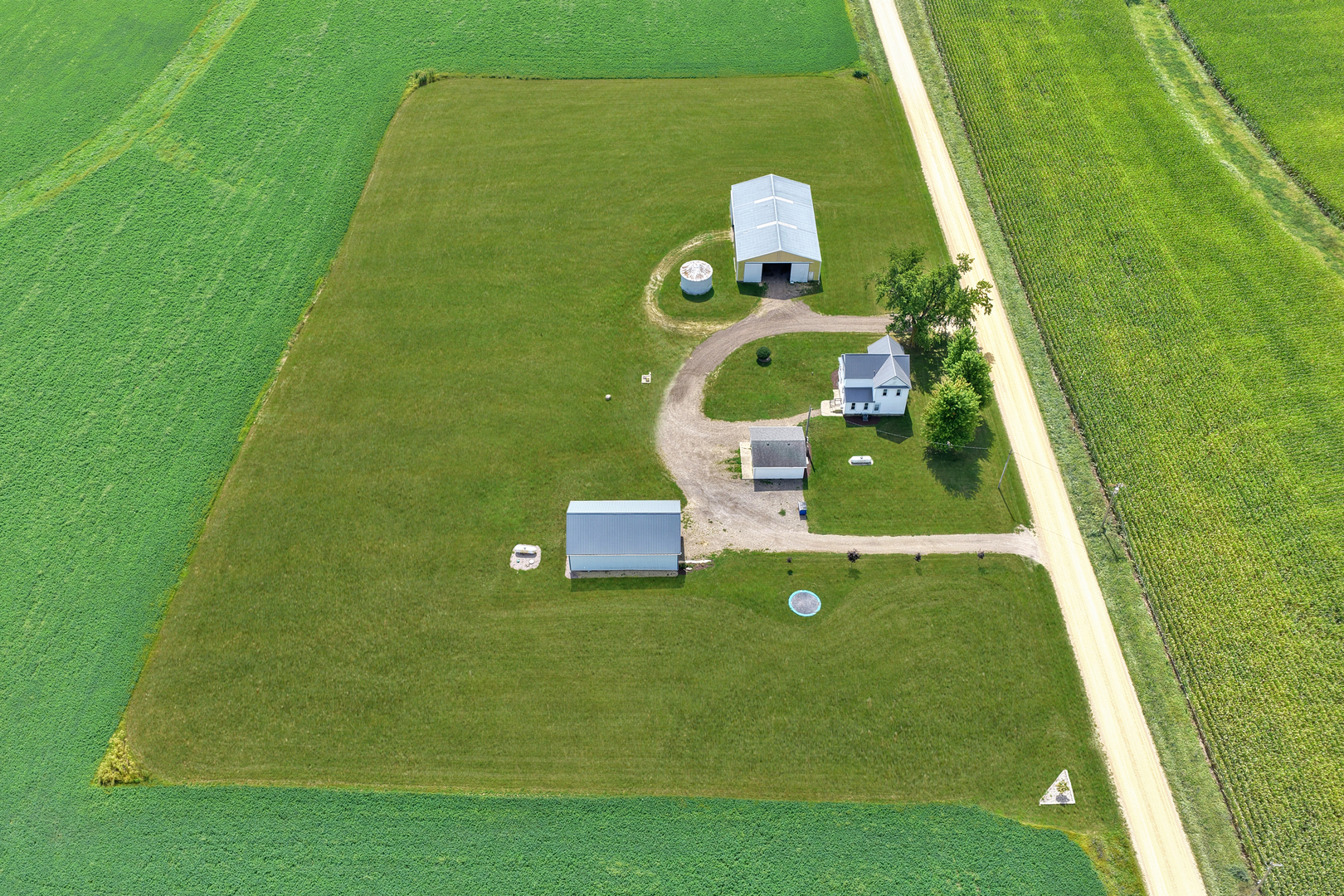 2869 N Fawver Road Property Photo 5