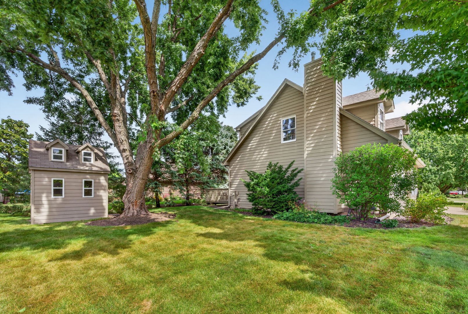 309 E Somonauk Street Property Photo 57