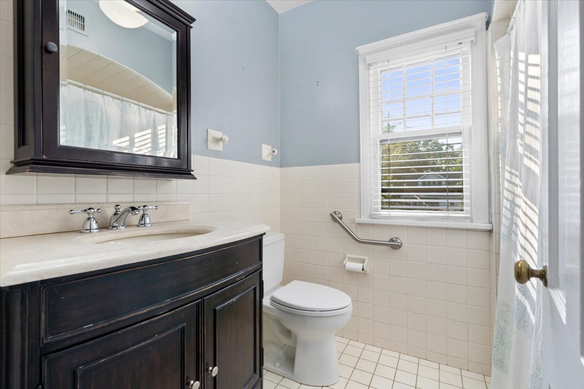 6652 N Chicora Avenue Property Photo 27
