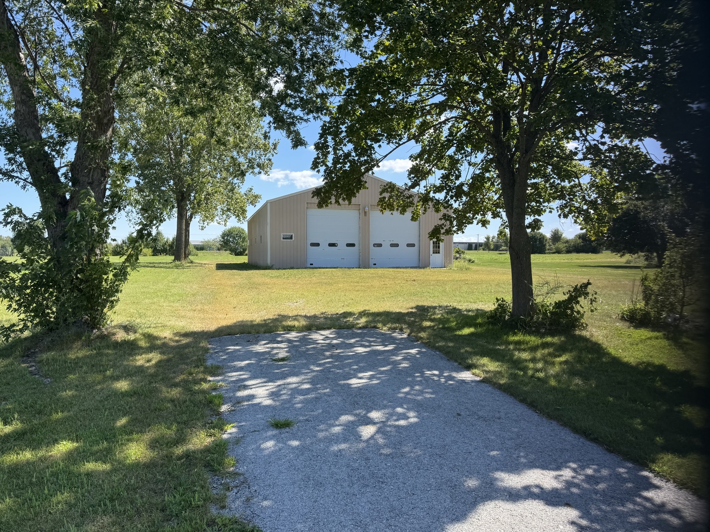 1026 S Schoolhouse Road Property Photo 7