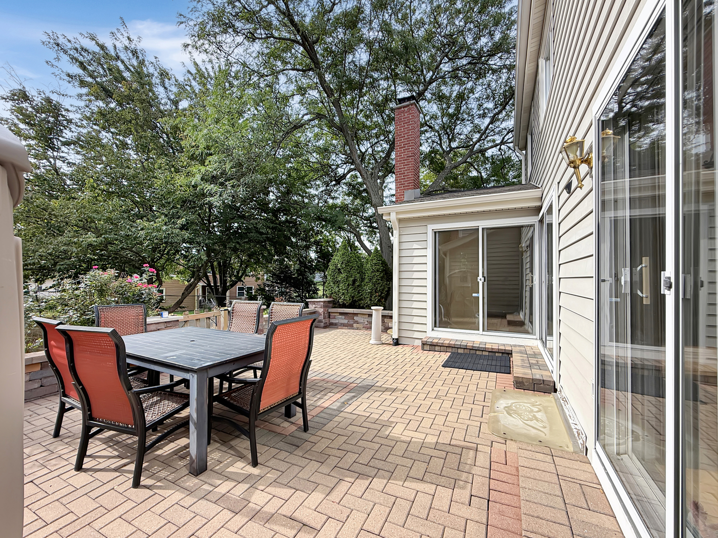 647 Darien Court Property Photo 11