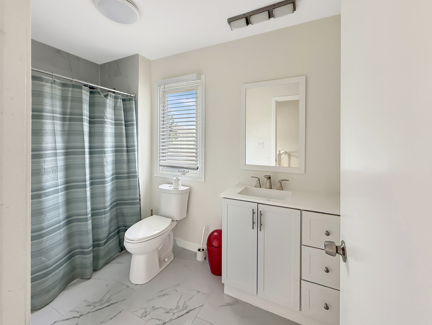 647 Darien Court Property Photo 19